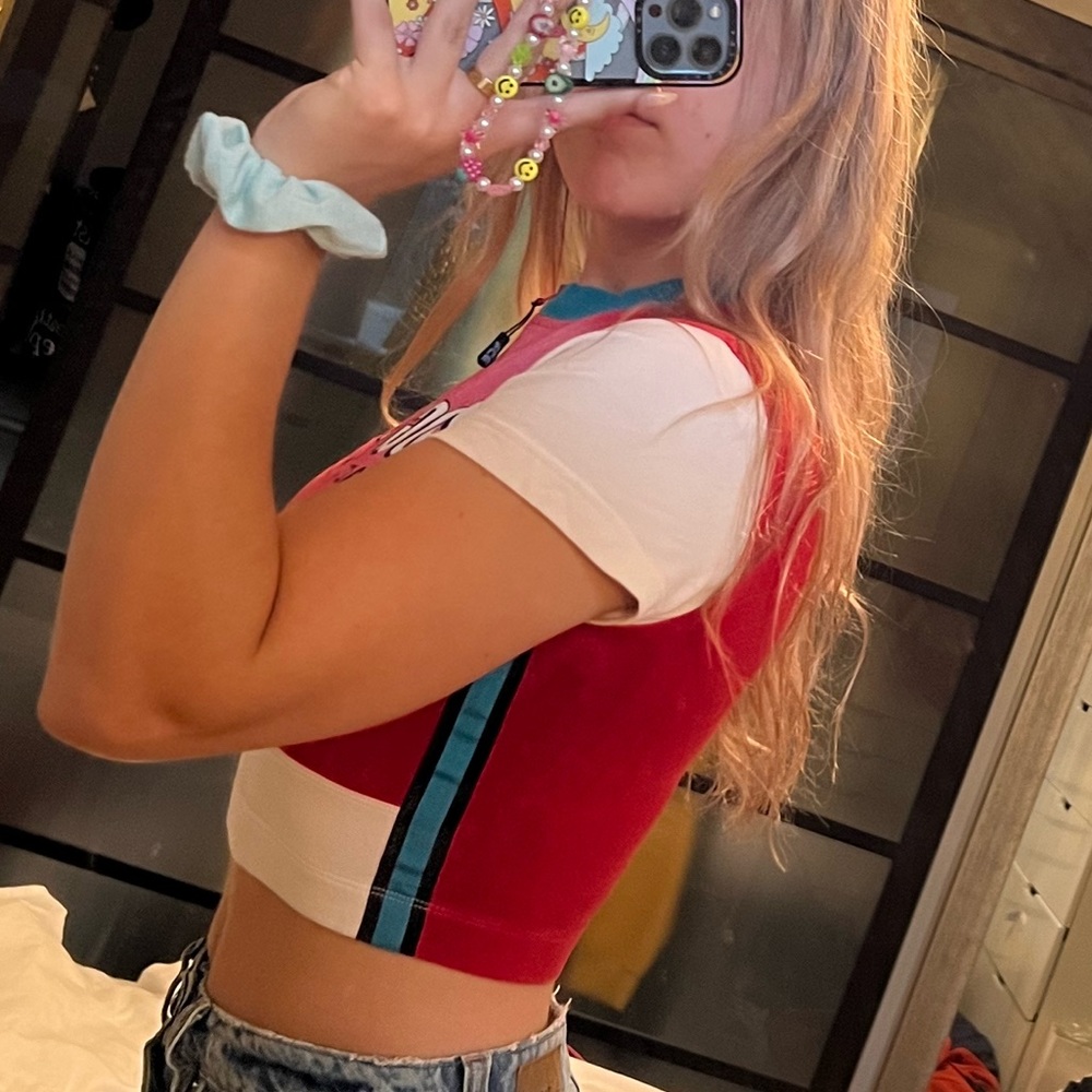 Red Car tee - Picture 4 of 4